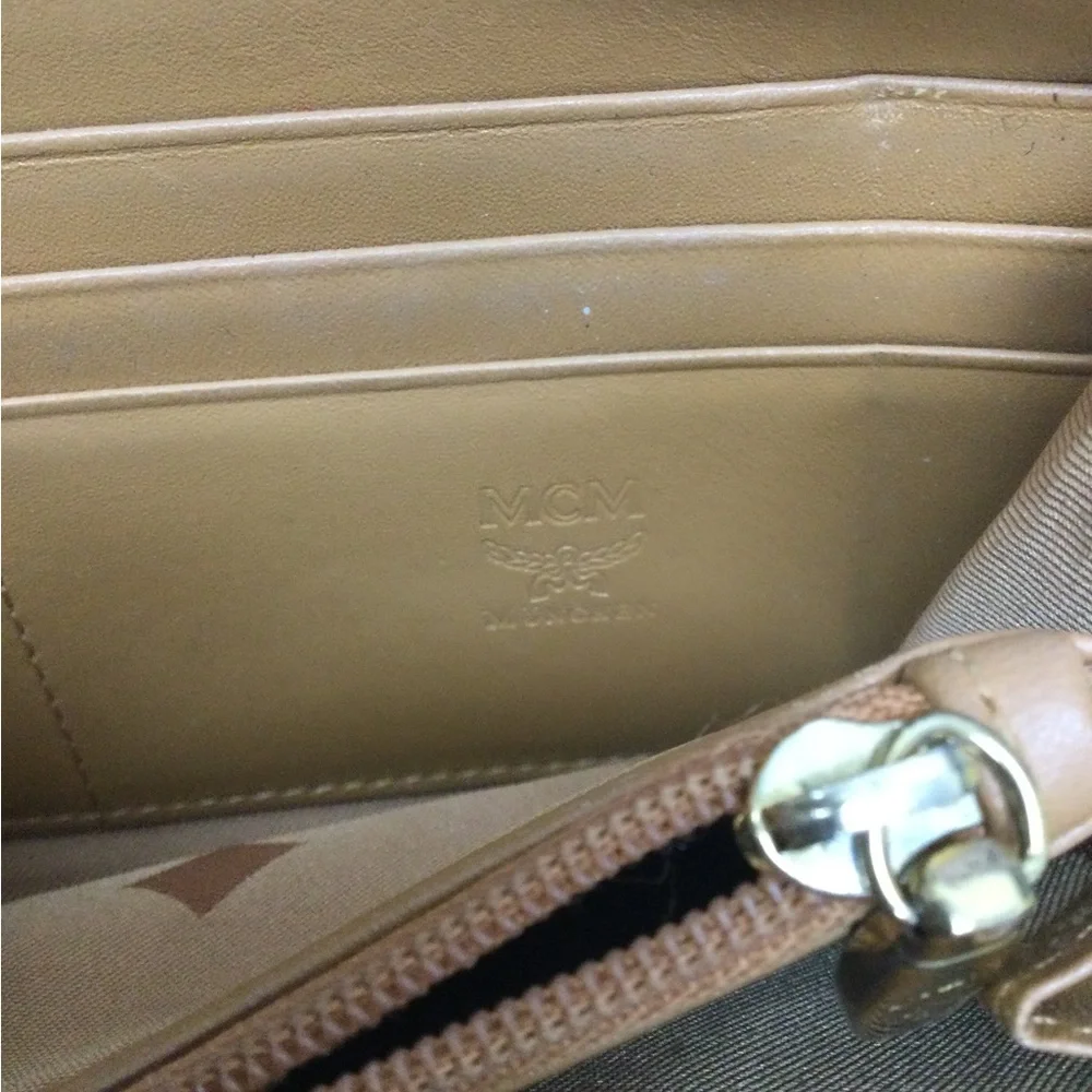 GUC MCM Leather Zip-Around Wallet in Cognac with Pink Stripe